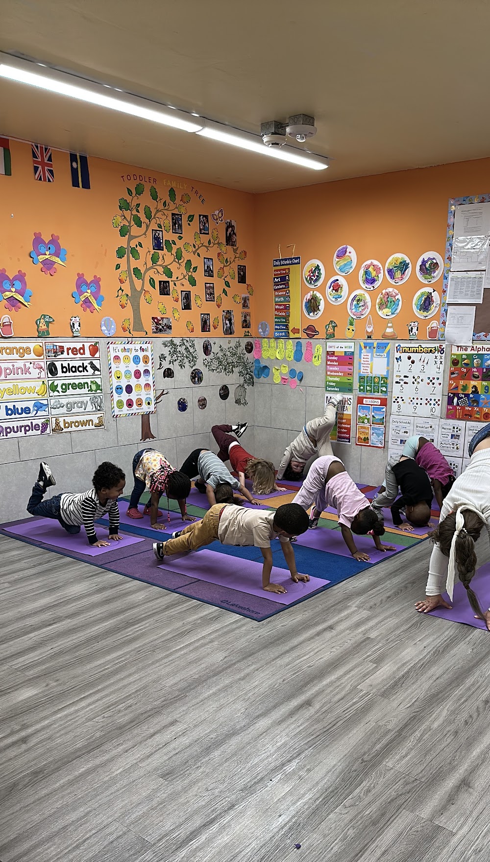 Lil' Learners Academy