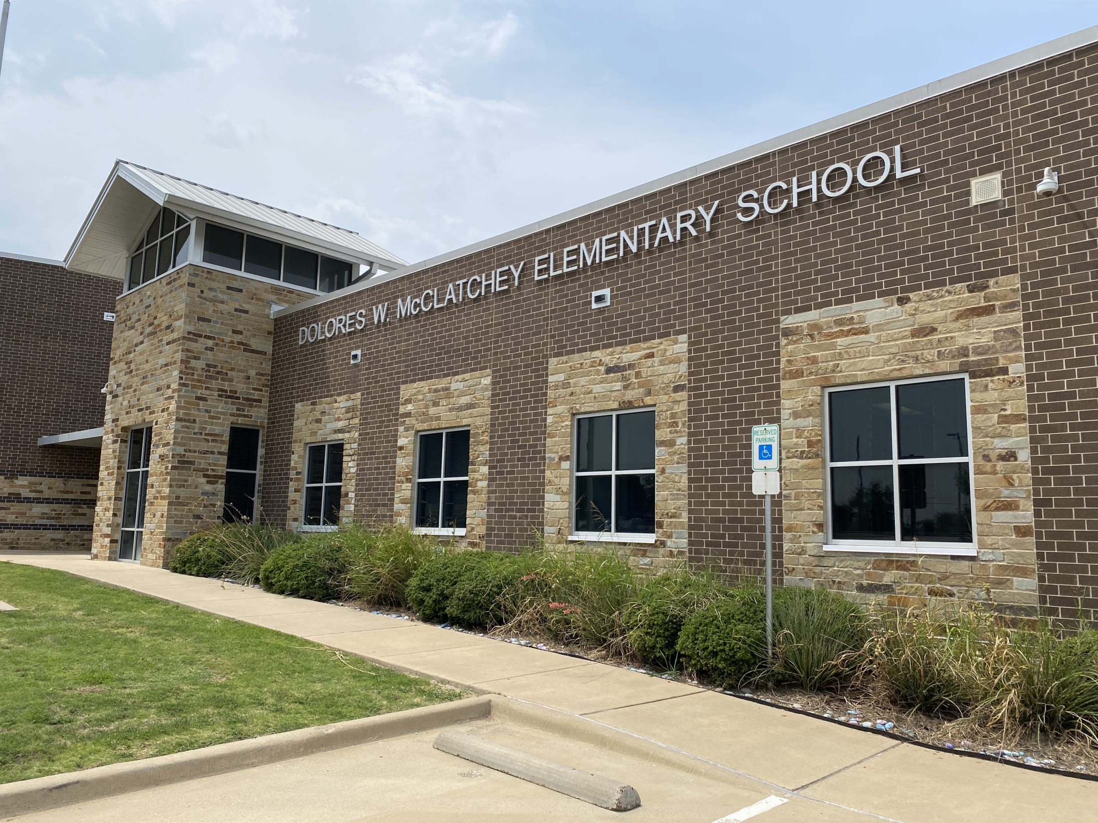 Dolores W. McClatchey Elementary photo 2