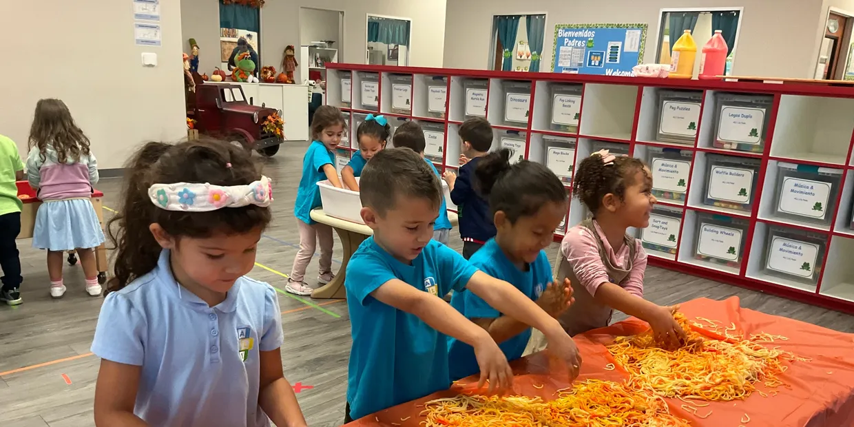 Amigos Little Learners