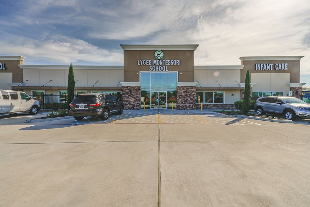 Lycee Montessori School - Cypress photo 2